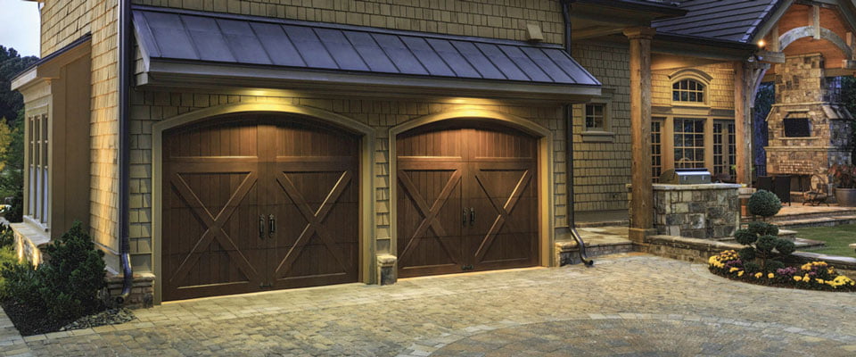 residential garage door manufacturers in canada